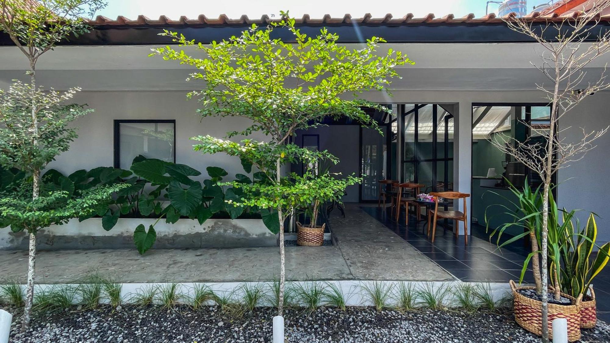 Fx Stay & Coffee Yogyakarta Exteriér fotografie